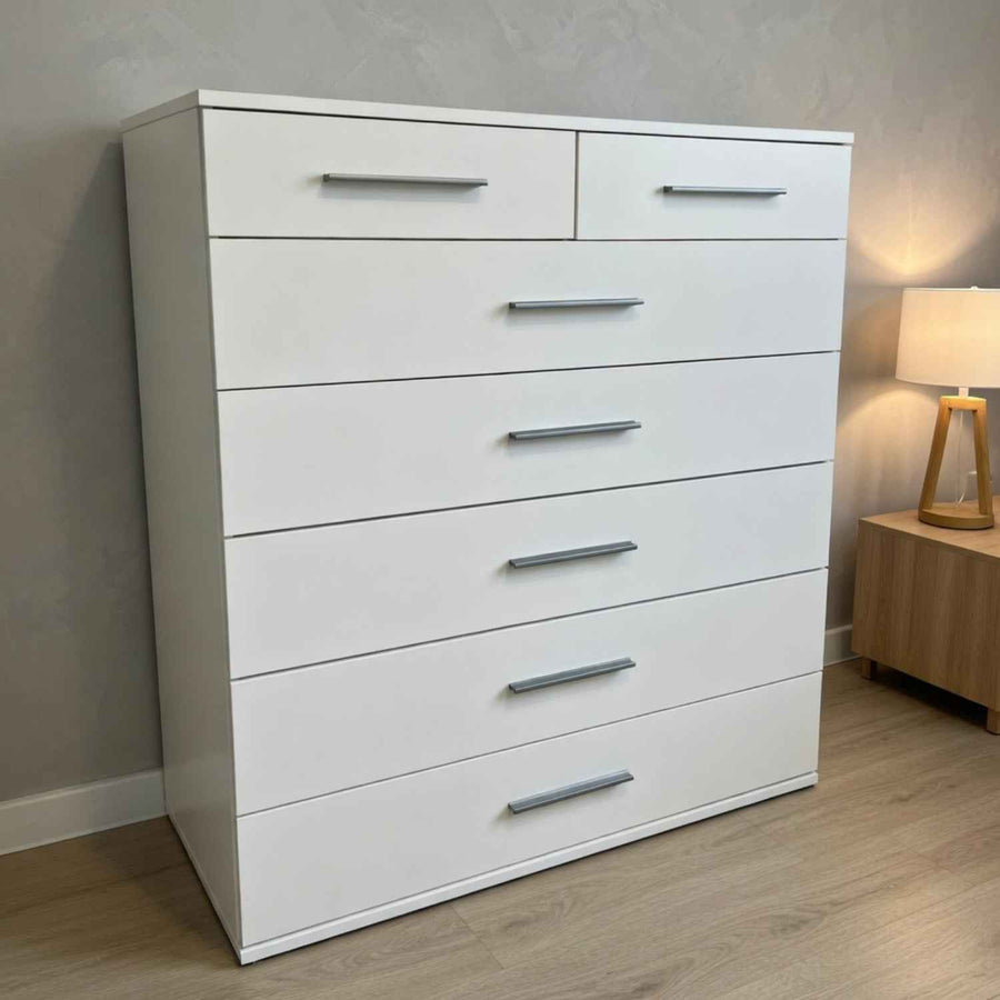 Windsor White 5 Plus 2 Chest of Drawers