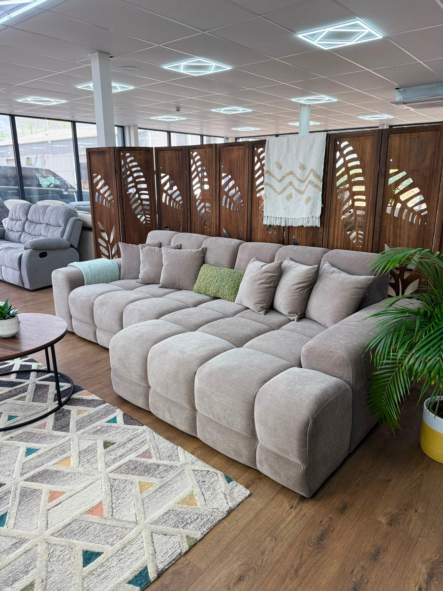 Bamburgh Latte Quilted Right Hand Facing Corner Sofa – view 3