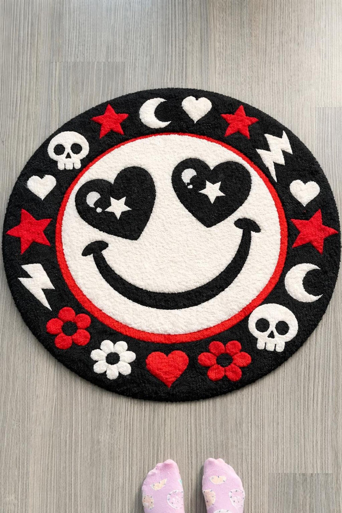 Smiley Face Round Rug – Hand Tufted Retro Wool Statement Rug – image 6