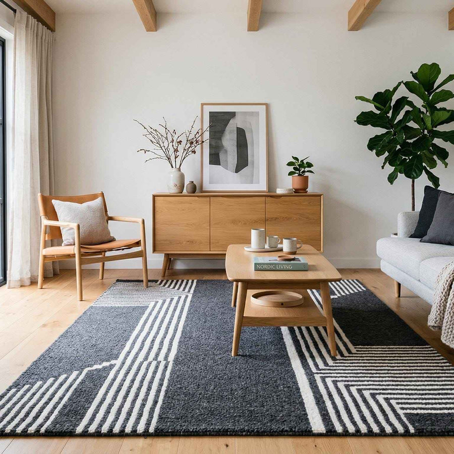 Black and White Geometric Wool Rug – Hand Tufted Monochrome Rug