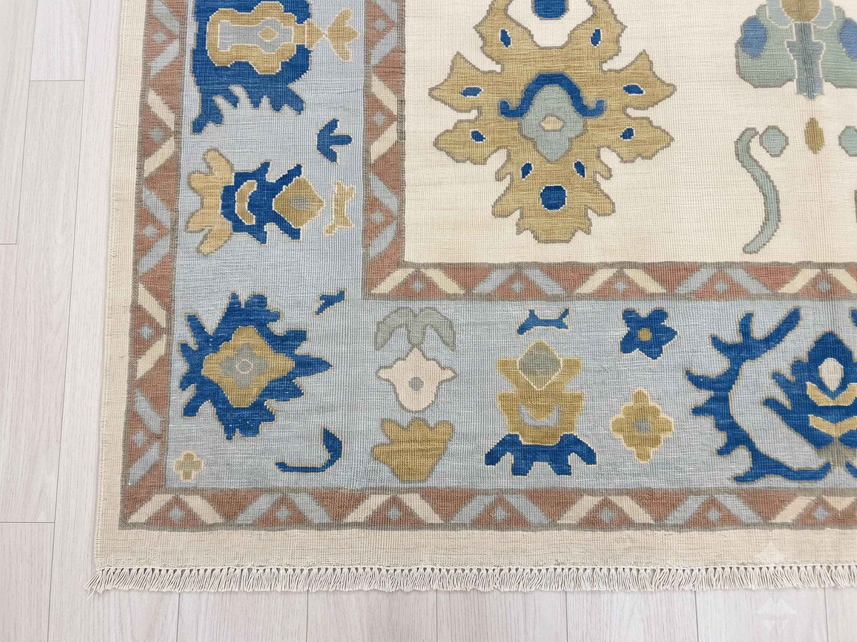 Blue and Beige Oushak Style Wool Rug – Hand Knotted Traditional Floral Rug