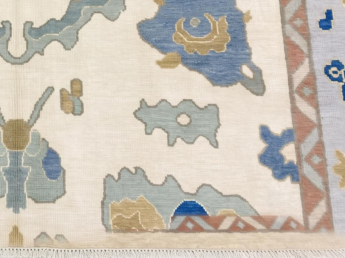 Blue and Beige Oushak Style Wool Rug – Hand Knotted Traditional Floral Rug – image 9