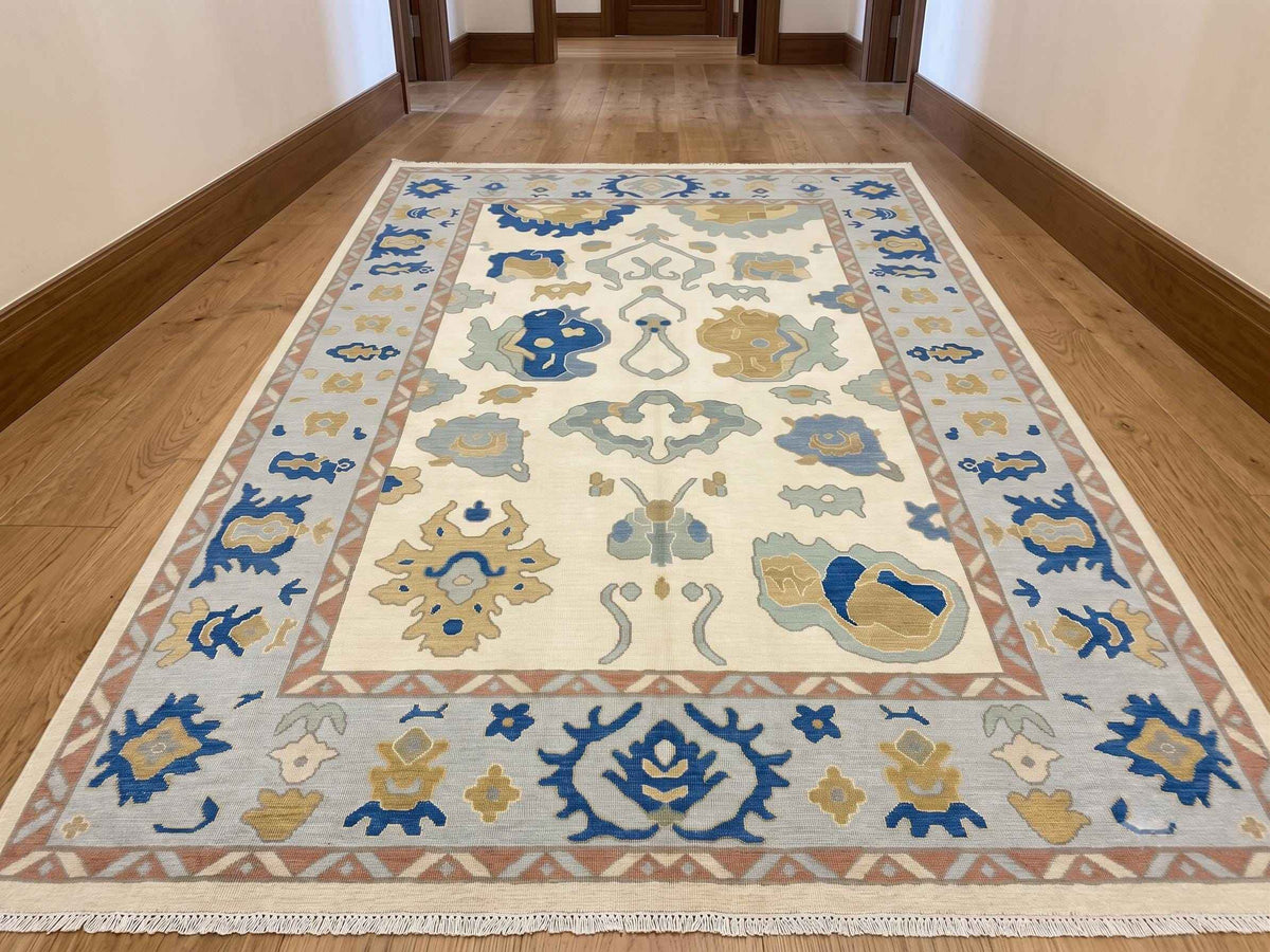 Blue and Beige Oushak Style Wool Rug – Hand Knotted Traditional Floral Rug