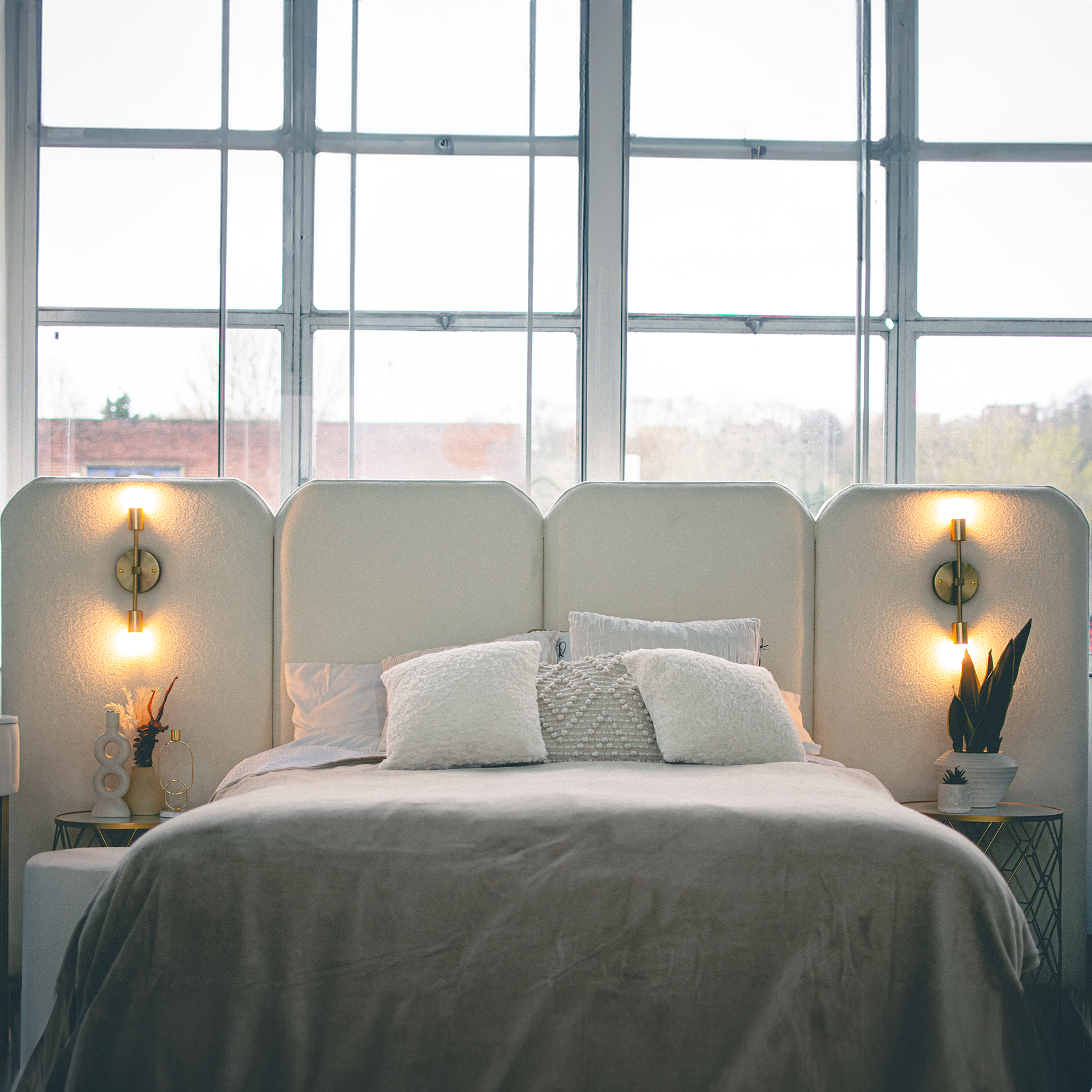 Molly Panelled Bed with Lights