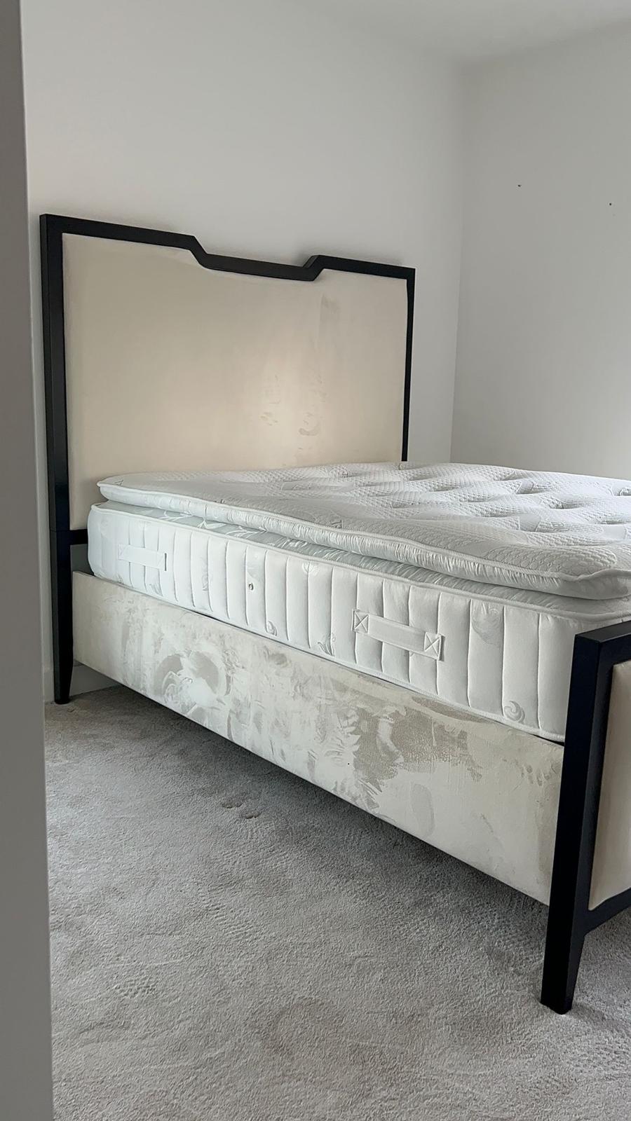Verona Metal bed frame